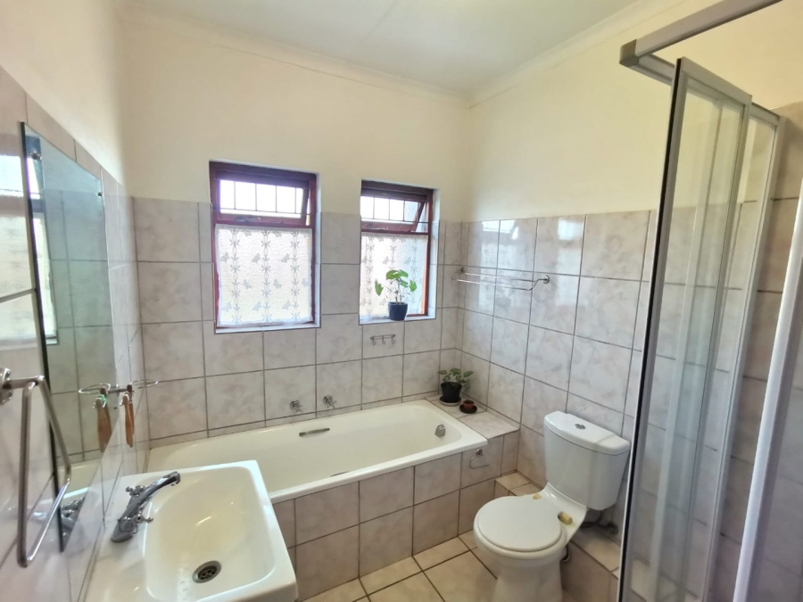 2 Bedroom Property for Sale in Dormehls Drift Western Cape